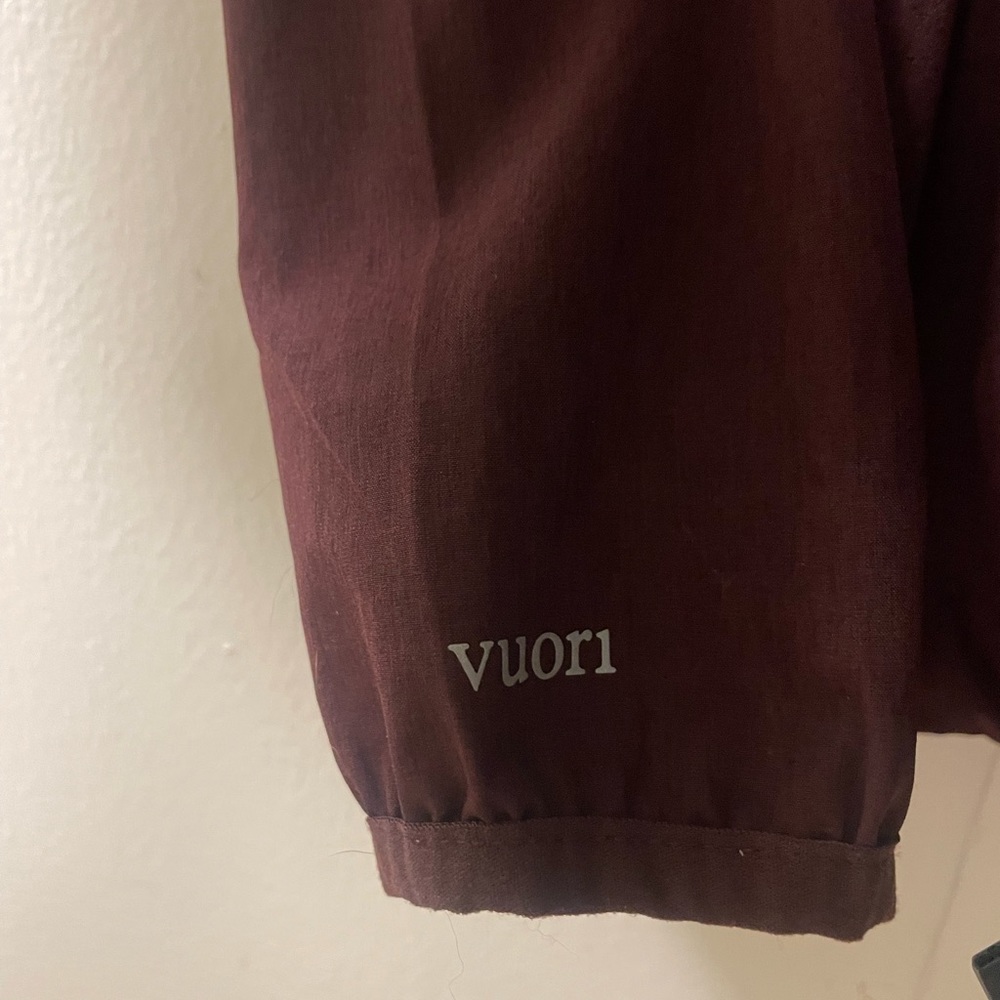 Vuori Outdoor Trainer Shell Jacket, Size Medium - Picture 7 of 9